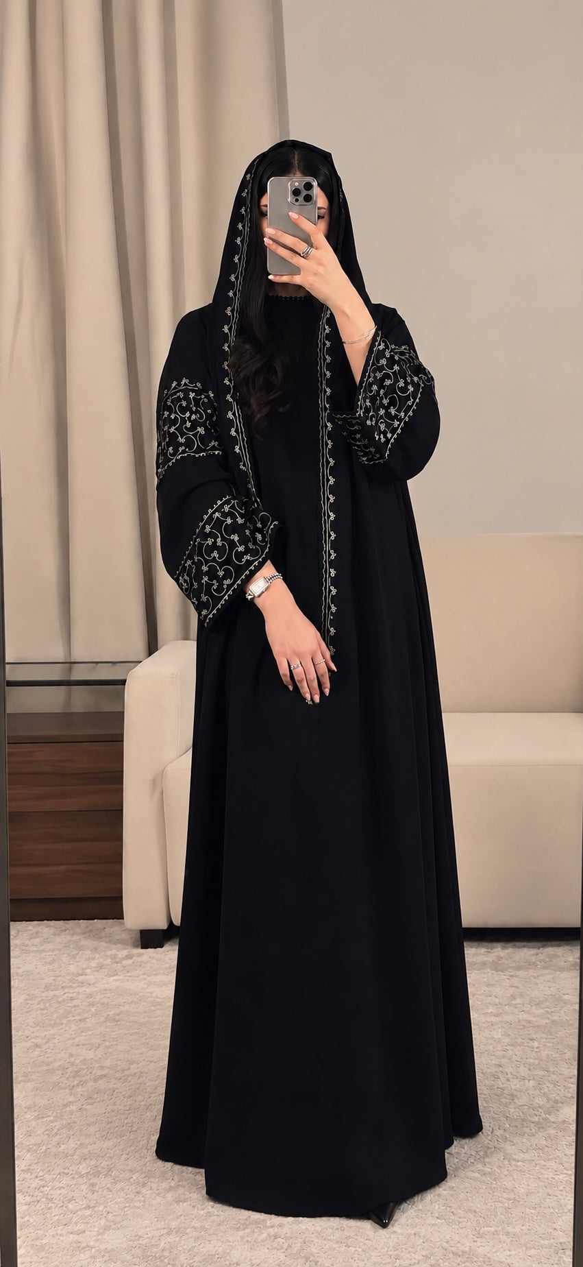 Muhra Abaya