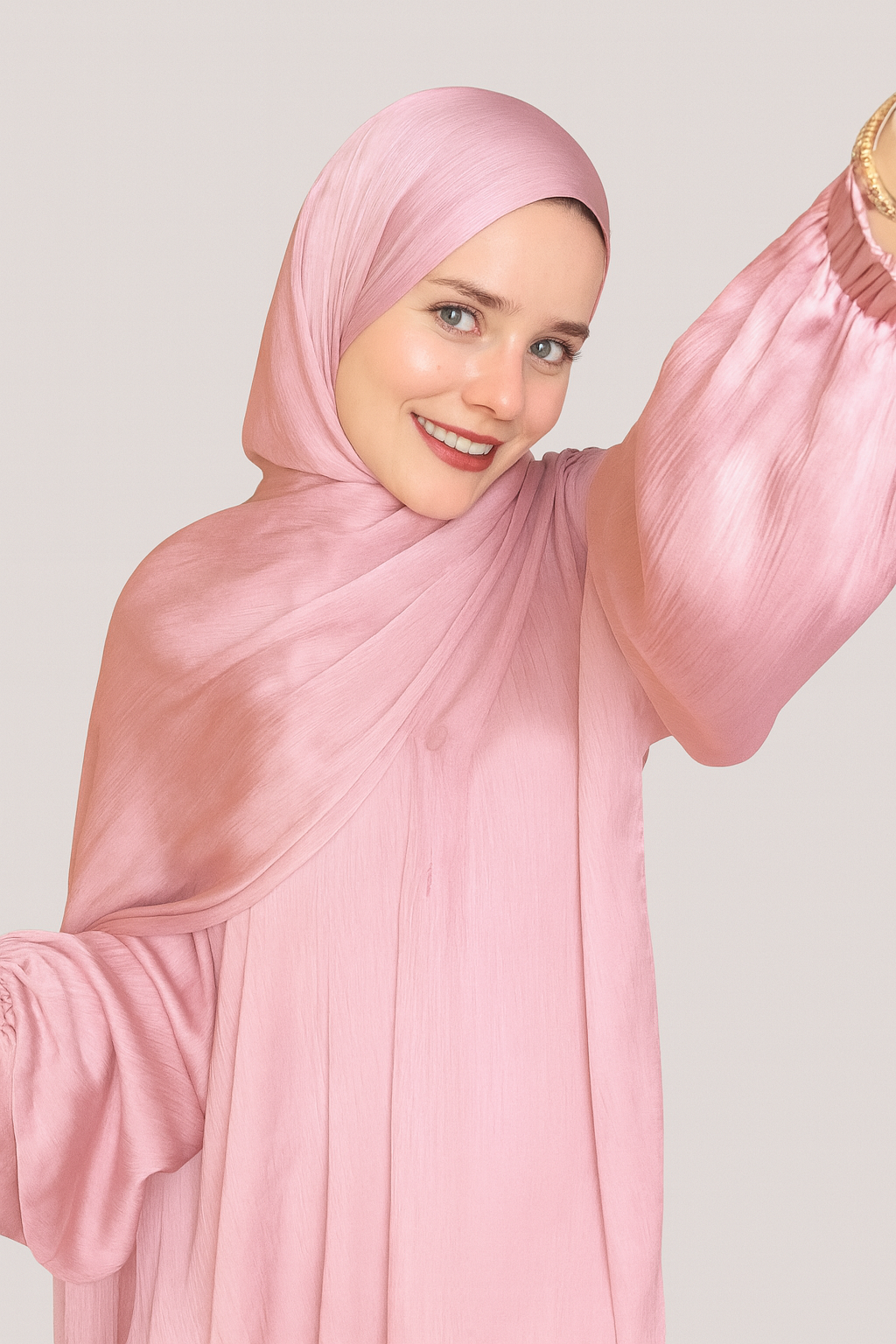 Isdal Satin crochet