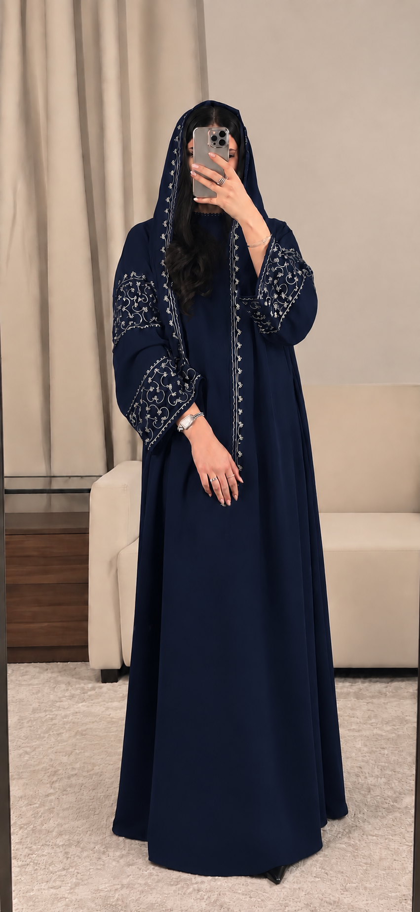 Muhra Abaya