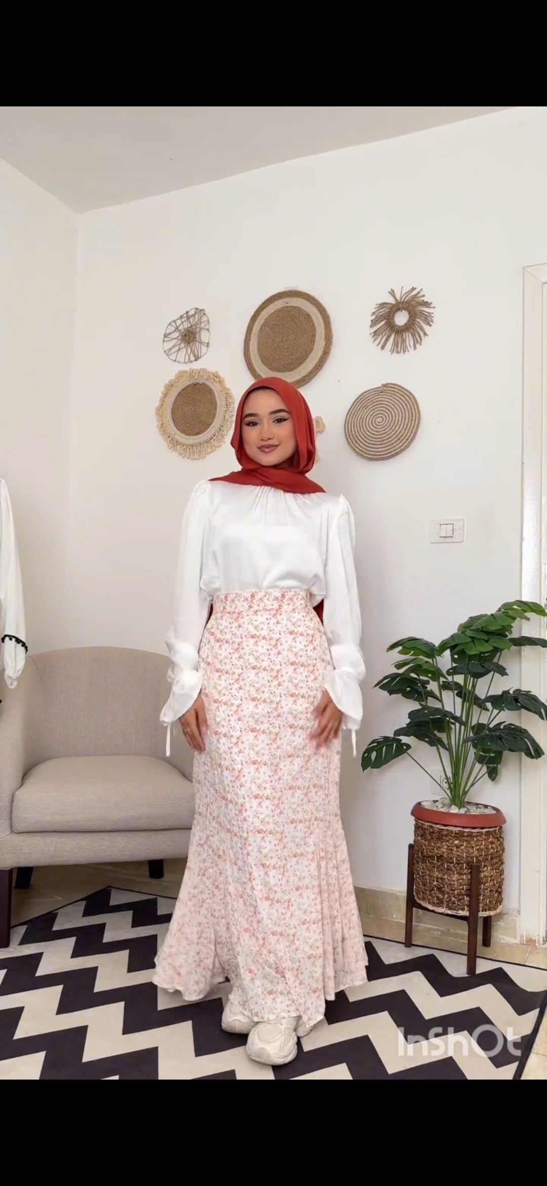 Printed flowers skirt