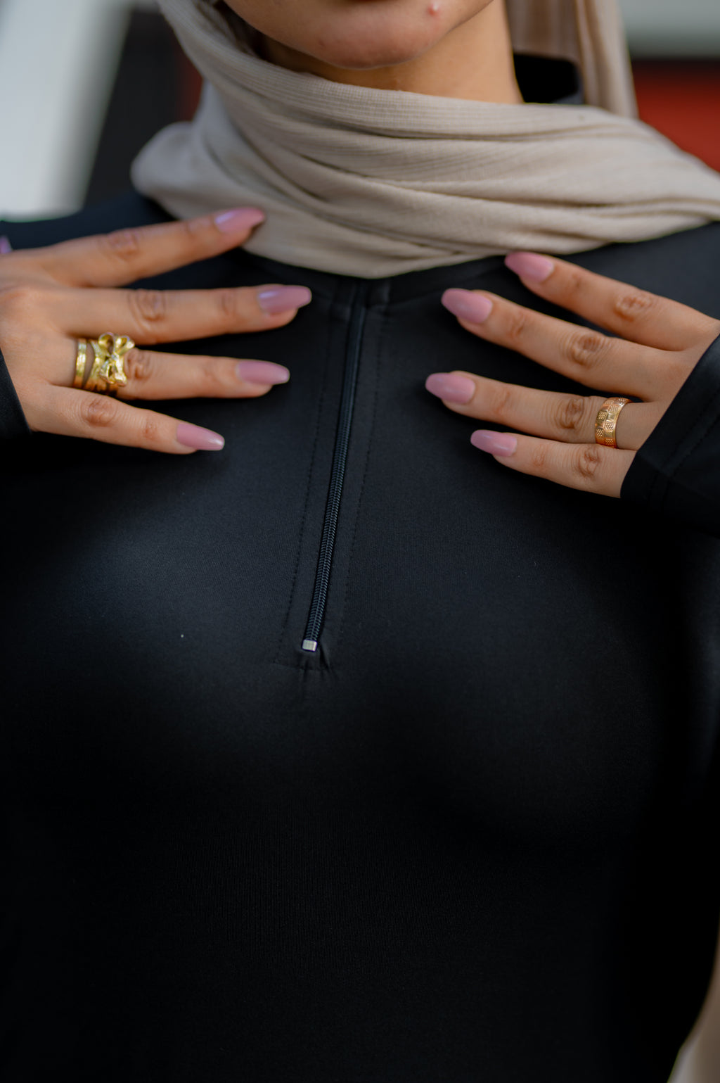 HIGH NECK ZIPPER LONG SLEEVE