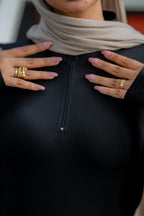 HIGH NECK ZIPPER LONG SLEEVE
